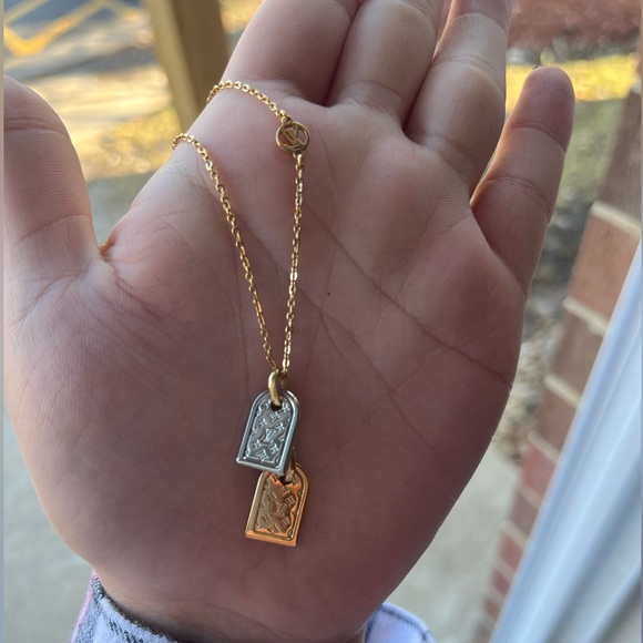 LV PLATED SILVER/GOLD NECKLACE - Picture 1 of 3